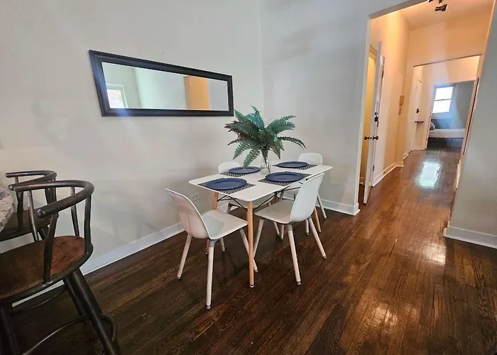 2 Bedroom Unit In Uptown